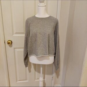 EUC Crop top sweater FROM H&M GREY SIZE S Small​​​​​​​​​​